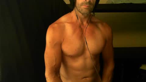 Snapshot of monsterdildos chatting on 01.27.25 monsterdildos online show from 01.27.25