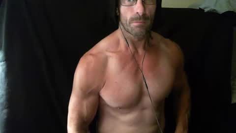 Snapshot of monsterdildos chatting on 02.22.25 monsterdildos online show from 02.22.25