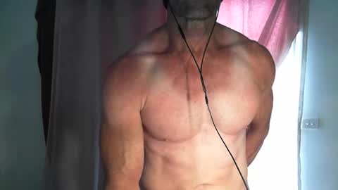 Snapshot of monsterdildos chatting on 10.12.25 monsterdildos online show from 10.12.25