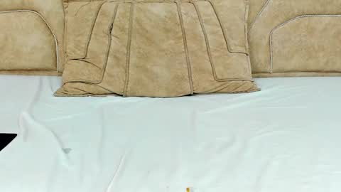 Linda Darling online show from 01.22.25