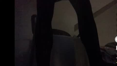 Snapshot of montydxxx2 chatting on 11.12.25 montydxxx2 online show from 11.12.25