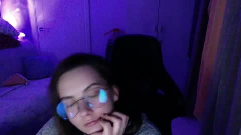 moodiemira online show from 01.08.26