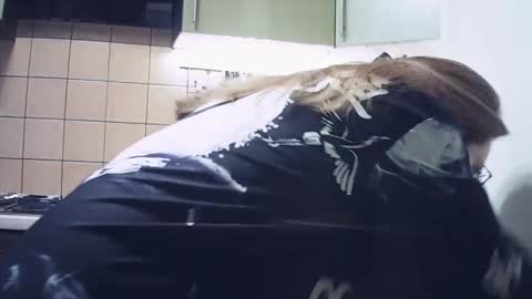 moodiemira online show from 03.04.26