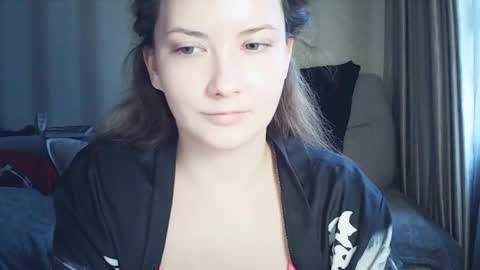 moodiemira online show from 03.24.26