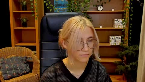 Katrin online show from 12.10.24