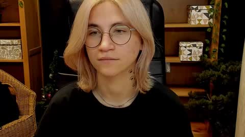 Katrin online show from 12.12.24