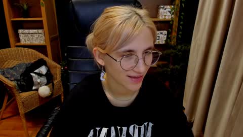 Katrin online show from 12.15.24