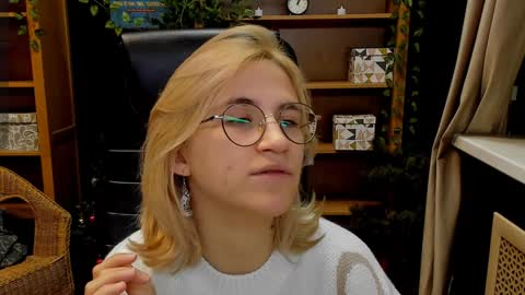 Katrin online show from 12.21.24