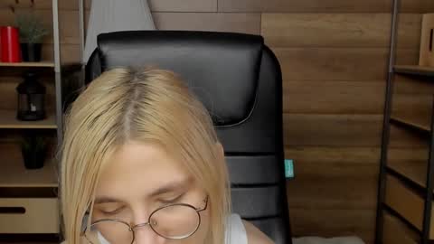 Katrin online show from 12.28.24