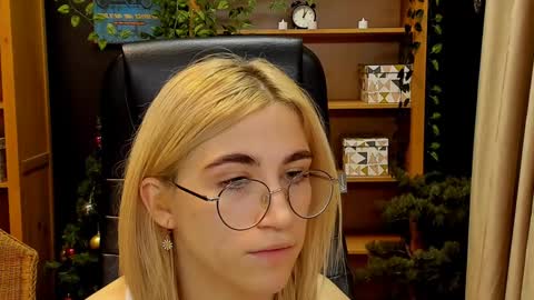 Katrin online show from 12.31.24