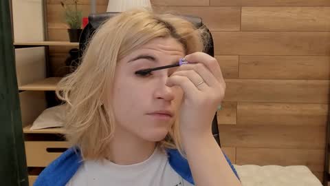 Katrin online show from 01.02.25