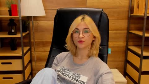 Katrin online show from 01.05.25