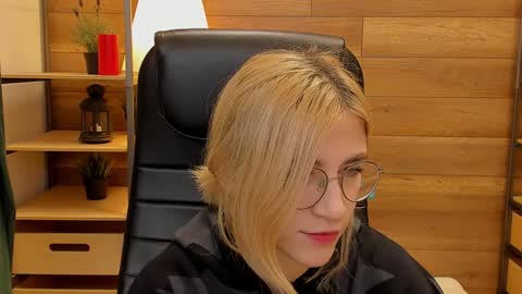 Katrin online show from 01.11.25