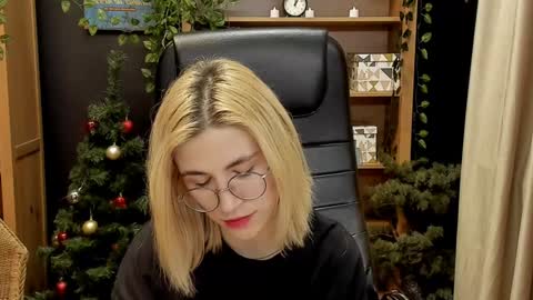 Katrin online show from 01.19.25