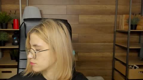 Katrin online show from 01.23.25