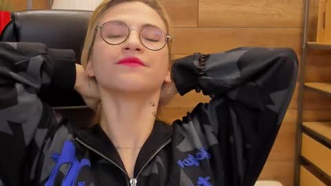 Katrin online show from 02.12.25