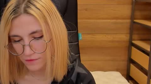 Katrin online show from 02.13.25