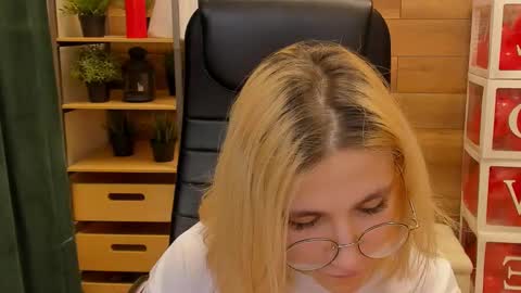 Katrin online show from 02.21.25