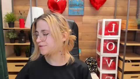 Katrin online show from 02.22.25