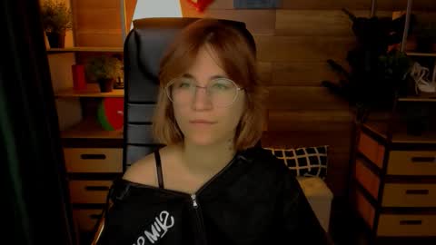 Katrin online show from 10.16.25