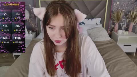 Moon  Bunny online show from 11.30.25