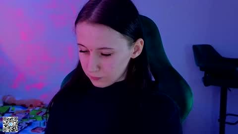 Lola online show from 03.12.25