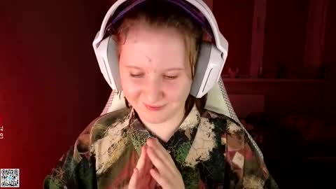 Lola online show from 09.12.25