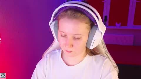 Lola online show from 10.22.25