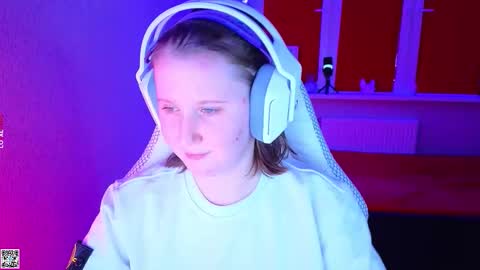 Lola online show from 11.06.25