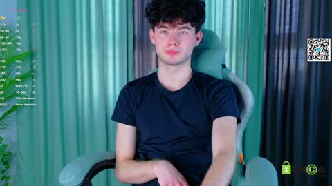 moon_gloww online show from 04.09.26