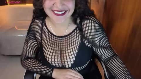 Online 800 to 1400 online show from 10.12.25