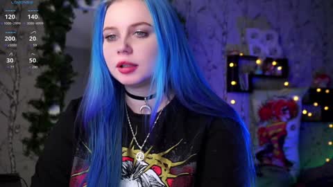 Snapshot of moon_valkyriie chatting on 12.25.24 Emilia online show from 12.25.24