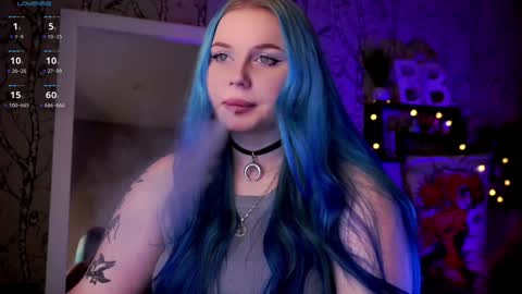 Snapshot of moon_valkyriie chatting on 02.06.25 Emilia online show from 02.06.25