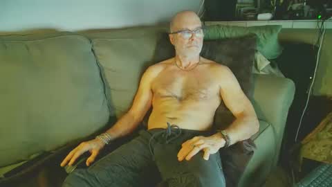 moondanceraa online show from 02.09.25