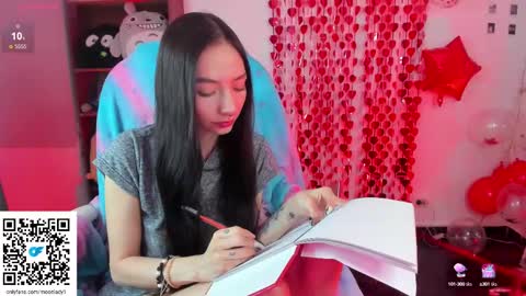 MOON  online show from 02.24.25