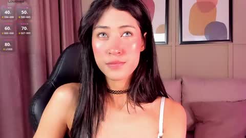 Snapshot of moonlight_brat chatting on 05.19.26 Ivy online show from 05.19.26