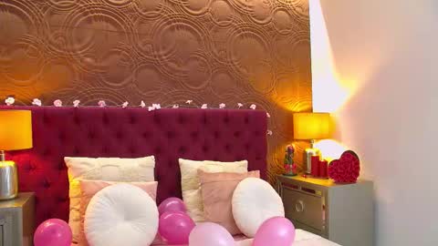 moonligt_iris online show from 02.17.26