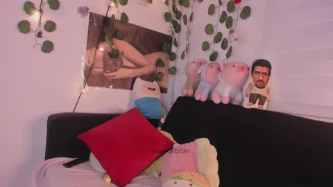 Snapshot of moonliight__ chatting on 02.20.26 moonliight__ online show from 02.20.26