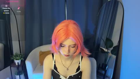 Snapshot of moonlitasuna chatting on 09.25.25 Asuna online show from 09.25.25