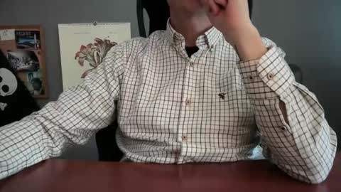 Snapshot of moonriver2511 chatting on 10.13.25 moonriver2511 online show from 10.13.25