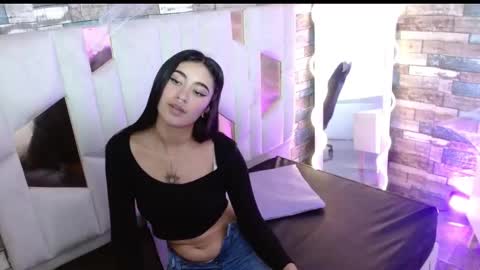 Moon  online show from 10.23.25