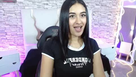 Moon  online show from 11.07.25