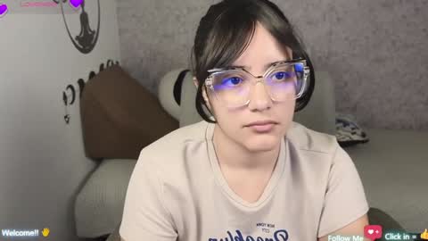 Moon Woman online show from 01.09.25