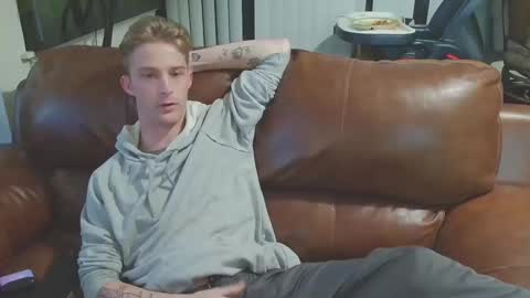 Snapshot of moose6810 chatting on 12.17.24 M00SE online show from 12.17.24