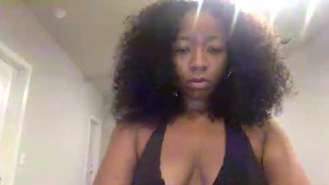 Madam Gigi online show from 09.10.25