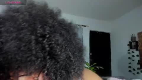 Snapshot of moradaniels chatting on 02.04.25 online show from 02.04.25