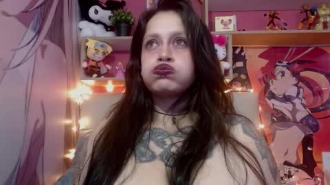Snapshot of morana__hot chatting on 10.11.25 morana__hot online show from 10.11.25