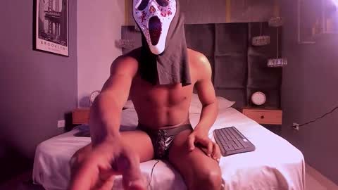 Mmorenito online show from 10.31.25