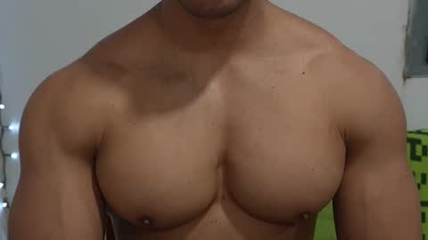 moreno1muscular online show from 04.19.26