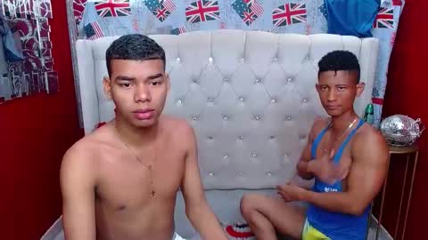 Snapshot of morenoblack23cm chatting on 02.01.25 duohot23 online show from 02.01.25